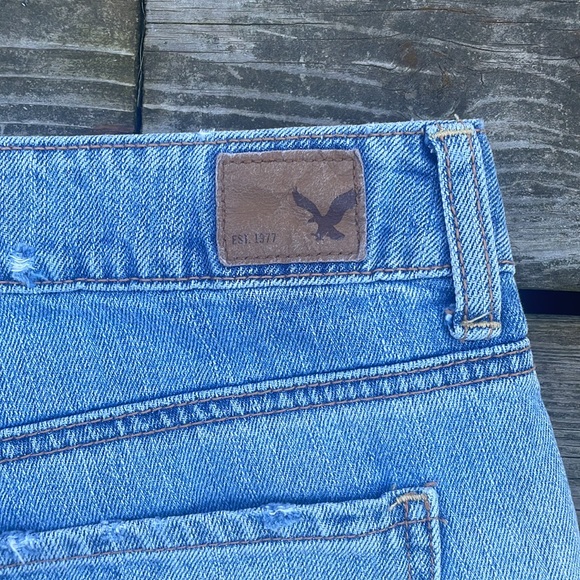 American Eagle Distressed Denim Jean Shorts - Picture 5 of 6
